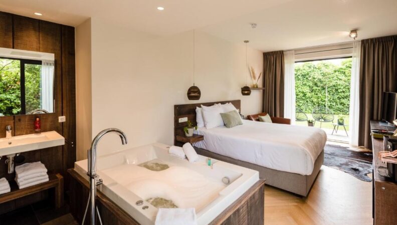 Zimmer mit Jacuzzi van Heeckeren Hotel