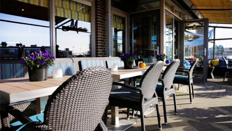 Best-Western-Beach-Hotel-Bergen-aan-Zee-Terrasse