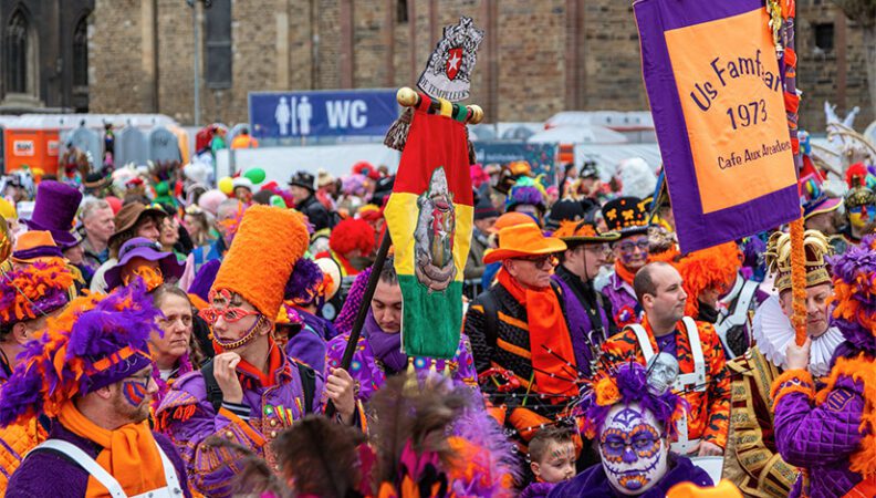 Jährlicher Marschbandwettbewerb - Karneval Maastricht
